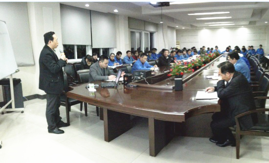 欧陆注册项目老师召开管理升级例会