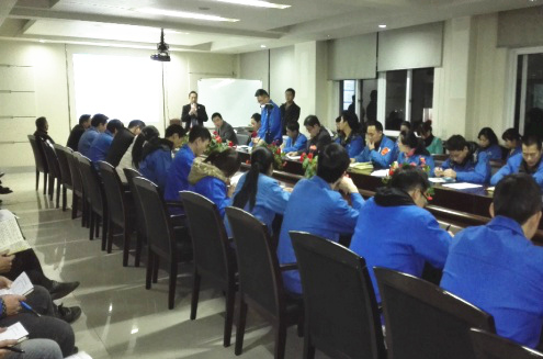 欧陆注册项目老师召开管理升级例会