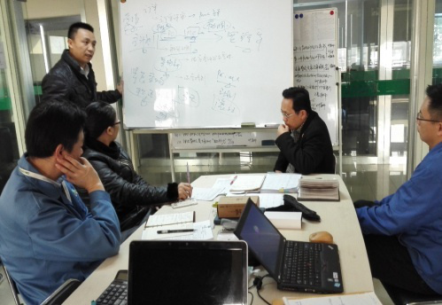 欧陆注册专家老师对企业管理者进行专题培训