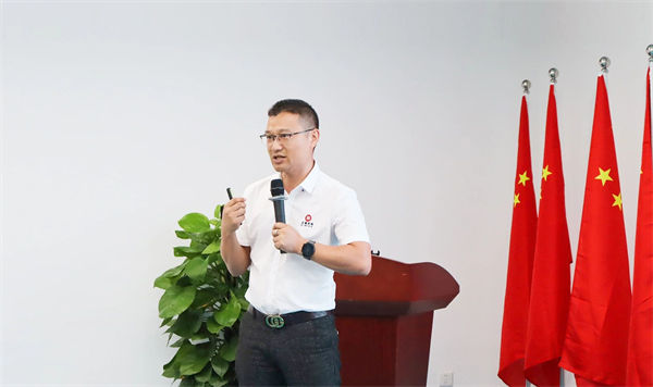 欧陆注册项目总监杜章胜老师